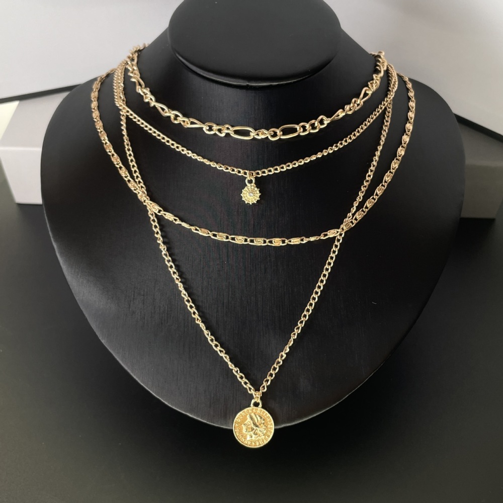 قلادة بقلادة صورة بأسلوب بوهيم - مراجعة Layered Pendant Necklace Aesthetic وسعره