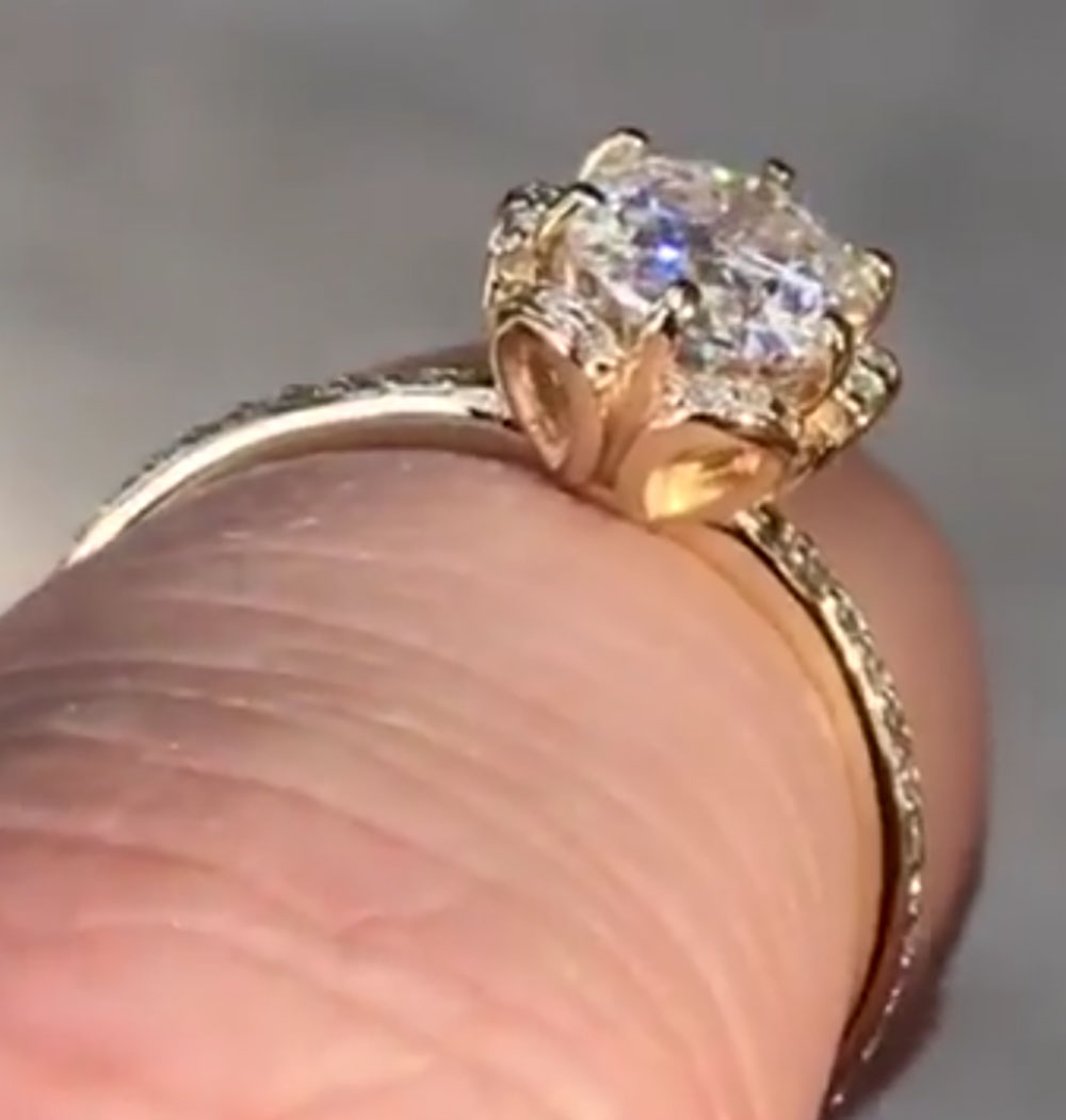 مخصص الصلبة 14K الذهب الأصفر ا - مراجعة Moissanite Engagement Ring 1 Carat وسعره
