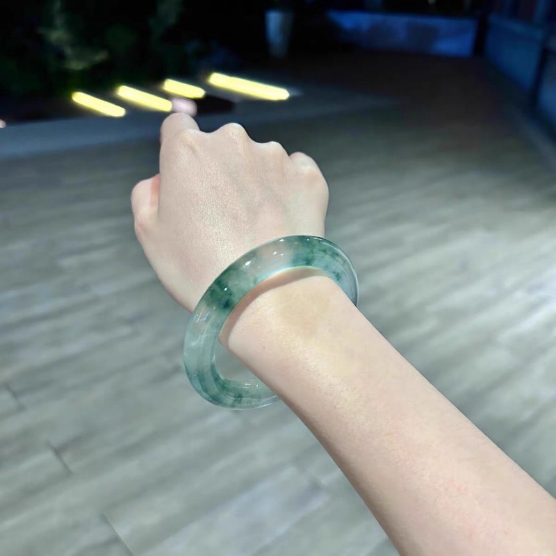 بديل عالي الجودة من نوع AAA لـ - مراجعة Bracelets وسعره