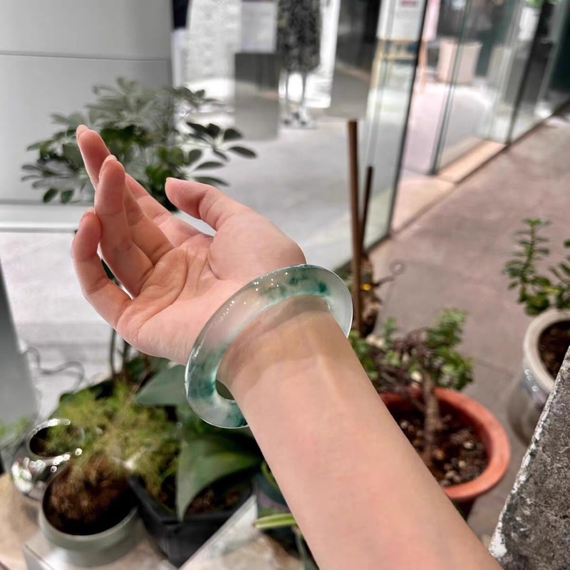 بديل عالي الجودة من نوع AAA لـ - مراجعة Bracelets وسعره