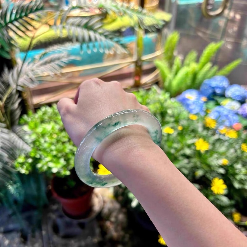 بديل عالي الجودة من نوع AAA لـ - مراجعة Bracelets وسعره