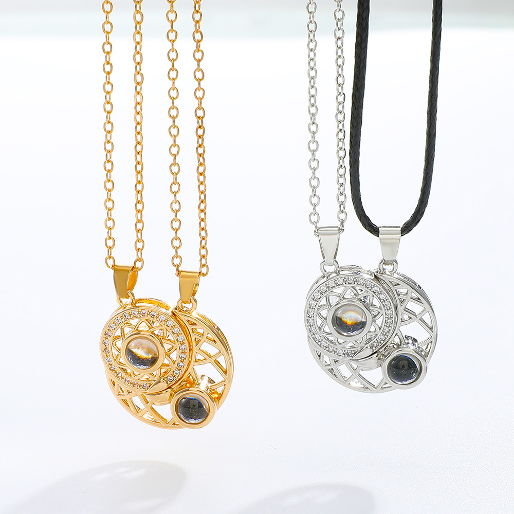 زوج مغناطيسي مطابق للإسقاط ، ا - مراجعة Magnetic Couple Matching Necklaces وسعره