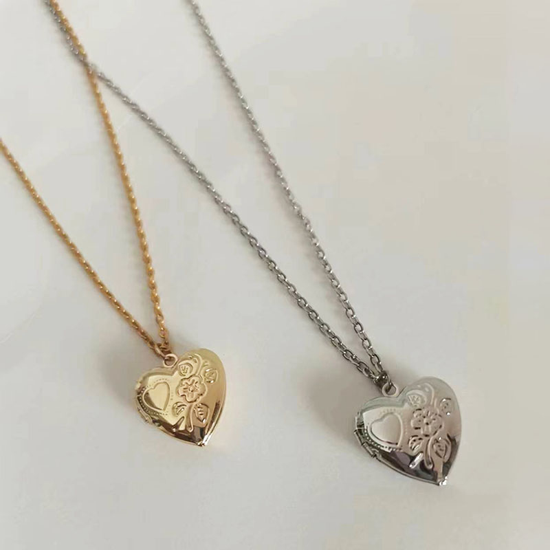 صغيرة القلب قلادة للرجال والنس - مراجعة Heart Locket Necklace Photo وسعره
