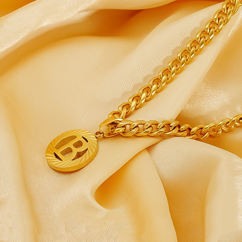الفولاذ المقاوم للصدأ 5 مللي م - مراجعة Initial Letter Necklace 18K Gold وسعره