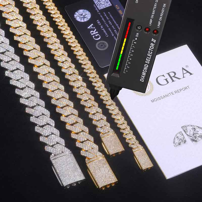 سلسلة كوبية من الموسانيت بلون  - مراجعة Cuban Link Chain 12Mm وسعره