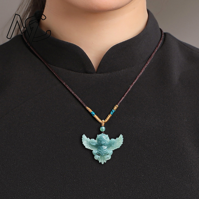 قلادة من اليشم الطبيعي الأصلي  - مراجعة Necklaces وسعره