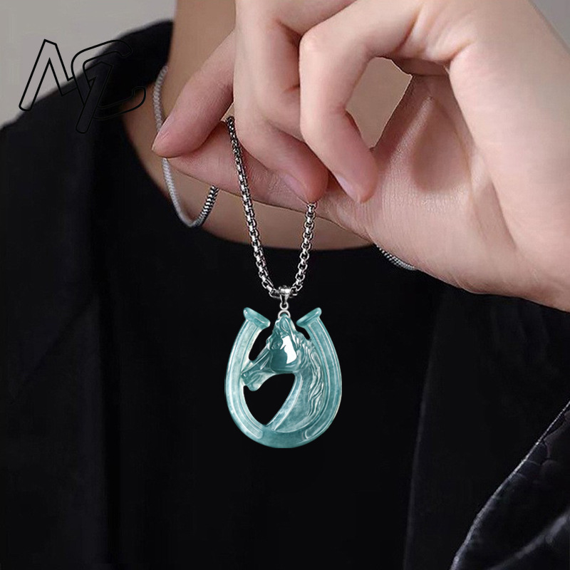قلادة من الفضة S925 بحجر اليشم - مراجعة Necklaces وسعره