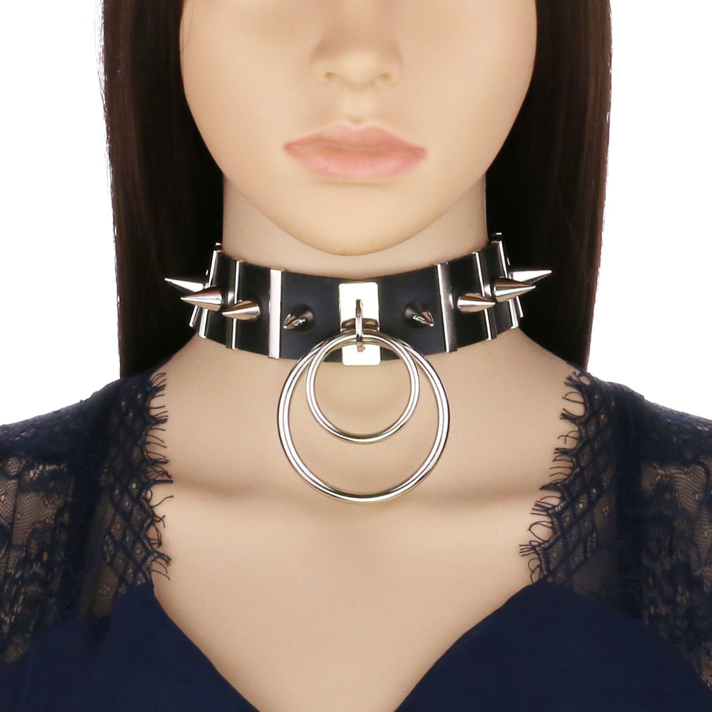 المسامير الكبيرة المختنق ياقة  - مراجعة Goth Punk Spike Choker وسعره
