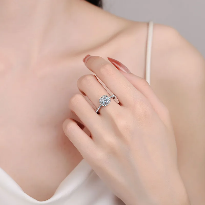 S925 فضة مويسانيتي خاتم للنساء - مراجعة Moissanite Engagement Ring 1 Carat وسعره