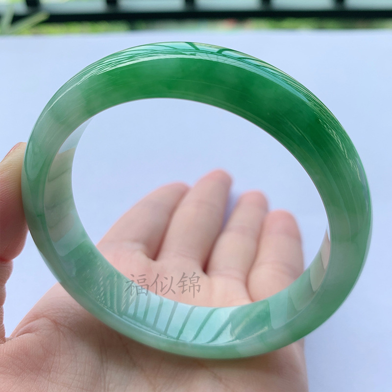 سوار من اليشم الجليدي من منجم  - مراجعة Bracelets وسعره