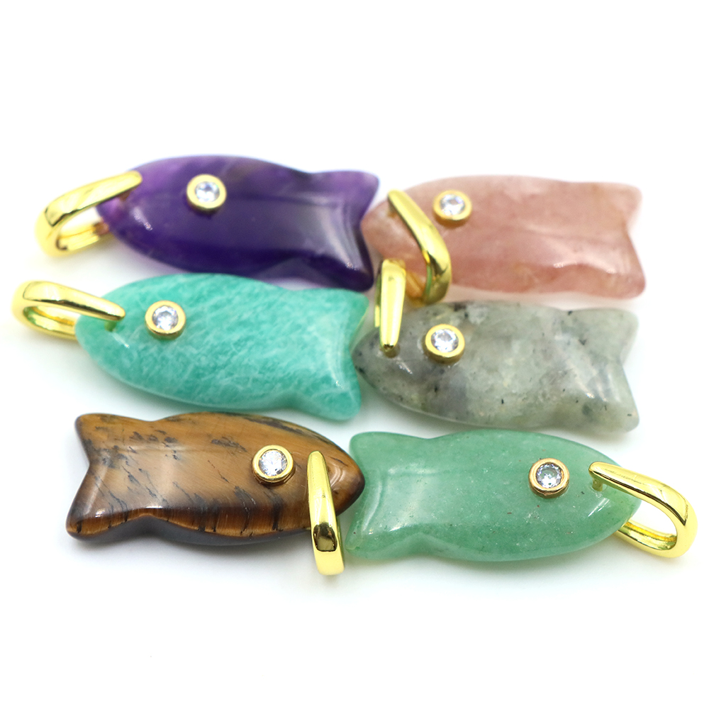 قلادة حجر طبيعي على شكل سمكة ب - مراجعة Crystal Pendant Necklace Natural Stone وسعره