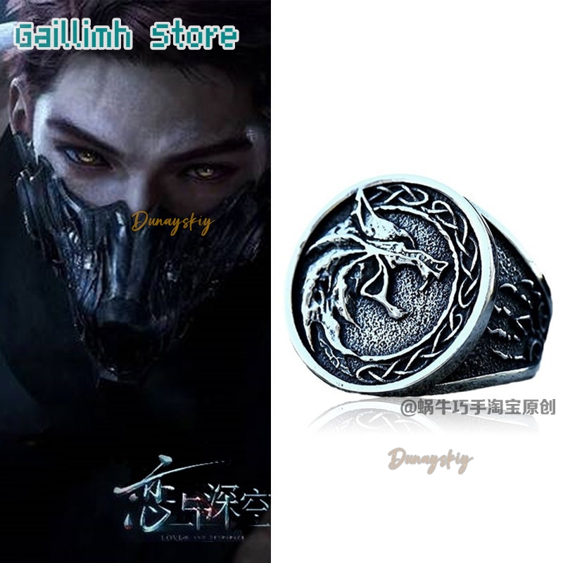 قلادة أسنان الذئب فالكو من لعب - مراجعة Anime Pendant Necklace وسعره