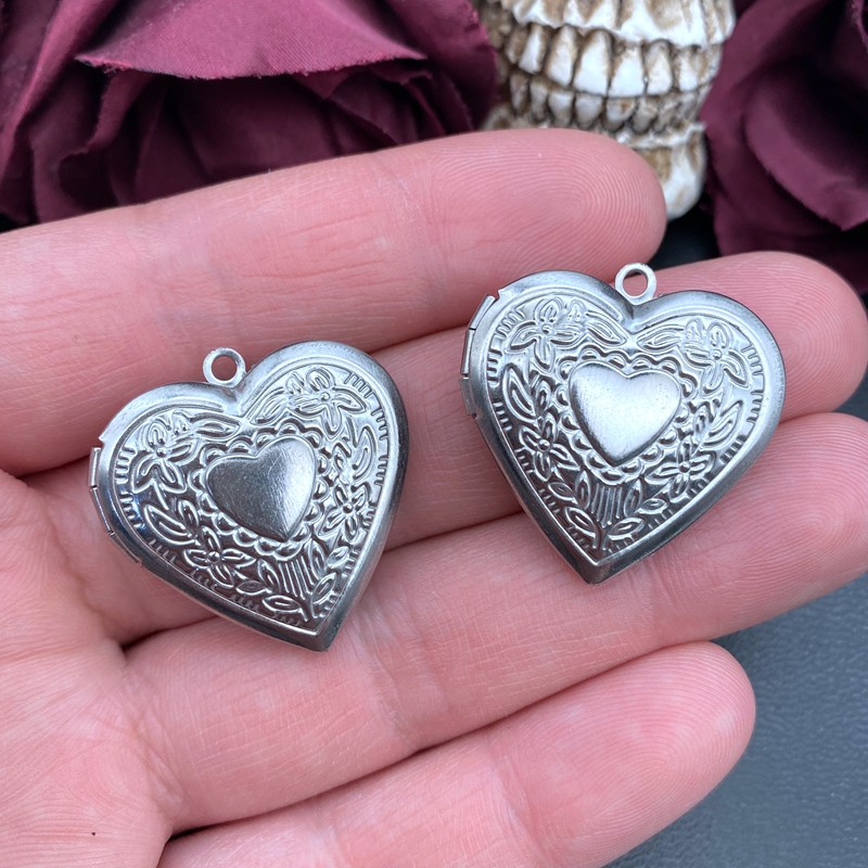 2 قطعة صندوق القلب الفولاذ الم - مراجعة Heart Locket Necklace Photo وسعره